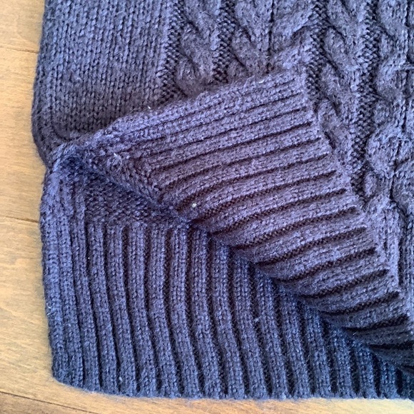 Midnight blue cable knit long sleeve oversized sweater - Picture 8 of 10